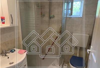 Casă cu 2 camere cu Teren 1167 Mp în Central - 9