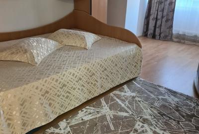 Apartament cu 3 camere decomandat în Corabia - 5