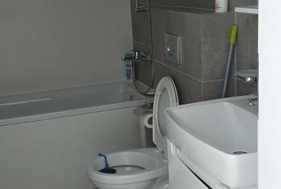Apartament cu 2 camere decomandat în Tipografilor - 3