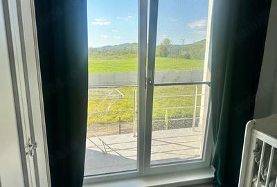 Apartament cu 3 camere decomandat în Aninoasa - 7