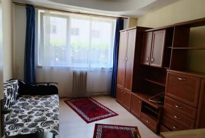 Garsonieră decomandată în Tractorul - 6