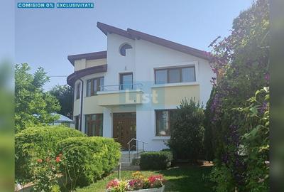 Casă cu 5 camere cu Teren 1005 Mp în Independența - 1