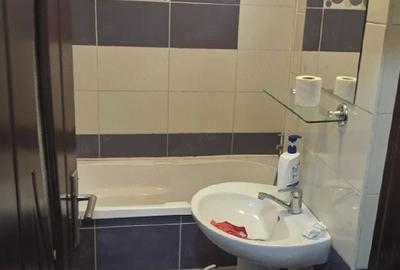 Apartament cu 2 camere semidecomandat în Obor