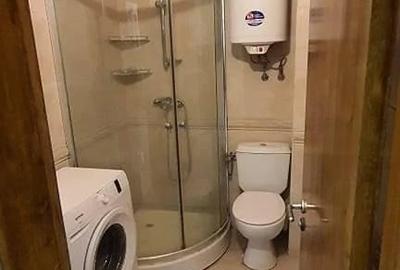 Apartament cu 2 camere decomandat în Crângași