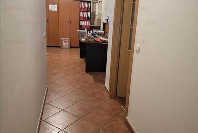 Apartament cu 3 camere decomandat în Ștefan cel Mare - 10