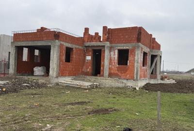 Casă cu 4 camere în Sântandrei - 3