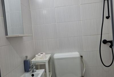 Garsonieră decomandată în Brâncoveanu