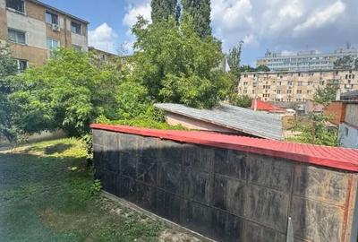 Apartament cu 3 camere semidecomandat în Central - 10