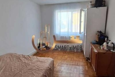 Apartament cu 2 camere semidecomandat în Micro 6