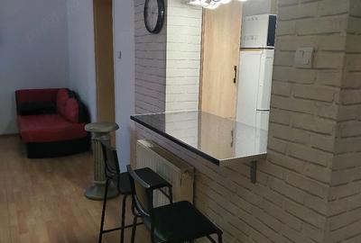 Apartament cu 3 camere decomandat în Girocului - 8