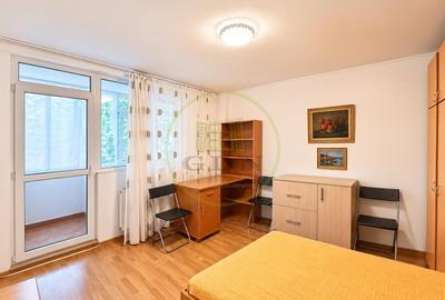 Apartament cu 4 camere decomandat în Rahova