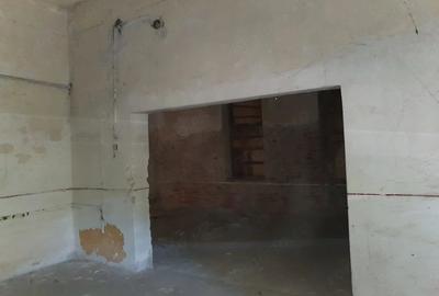 Casă cu 4 camere cu Teren 1042 Mp în Cebza - 2