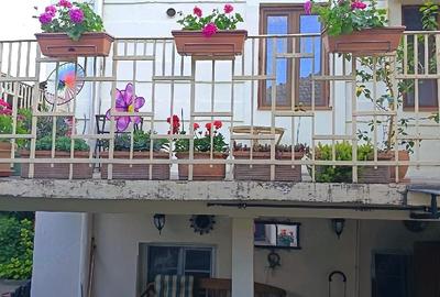 Casă cu 5 camere cu Teren 553 Mp în Bălcescu - 5