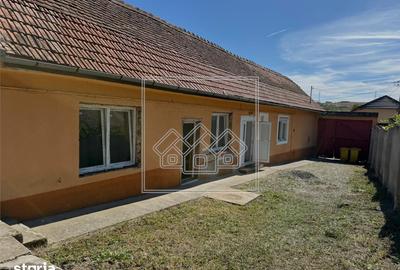 Casă cu 4 camere cu Teren 1418 Mp în Șeica Mare