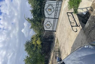 Casă cu 5 camere cu Teren 2820 Mp în Central - 3