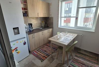 Apartament cu 2 camere semidecomandat în Roșu