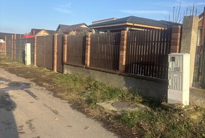 Casă cu 4 camere în Petrăchioaia