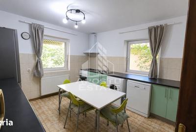 Casă cu 4 camere cu Teren 574 Mp în Est