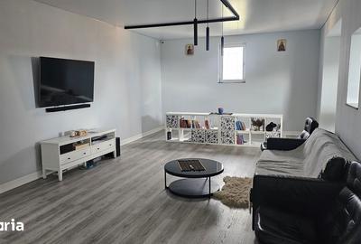 Casă cu 3 camere cu Teren 240 Mp în Central - 2