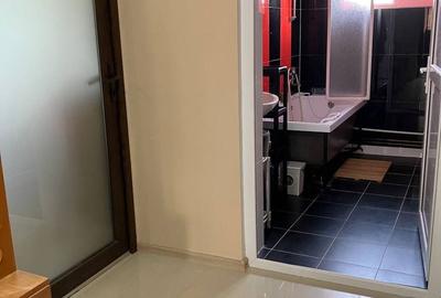Casă cu 3 camere cu Teren 1064 Mp în Pielești - 8