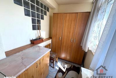 Apartament cu 2 camere decomandat în Micro 1