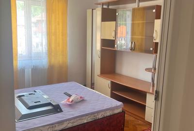 Apartament cu 2 camere semidecomandat în Exterior Vest