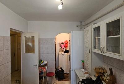 Apartament cu 3 camere decomandat în Central - 9