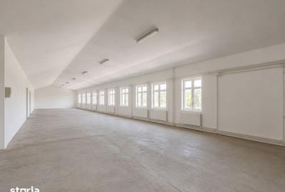 Spațiu comercial, de 682 mp, în Central