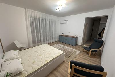 Garsonieră decomandată în Central