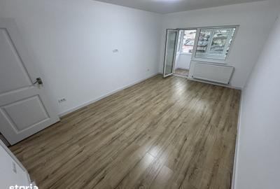 Apartament cu 2 camere decomandat în Trocadero