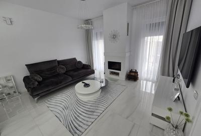 Duplex cu 3 camere cu Canalizare în Moșnița Nouă - 2