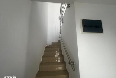 Casă cu 3 camere cu Teren 250 Mp în Central - 12