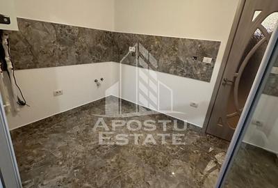 Casă cu 4 camere cu Teren 300 Mp în Săcălaz