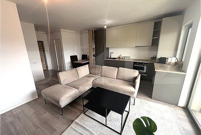 Apartament cu 3 camere semidecomandat, mobilat în Florești