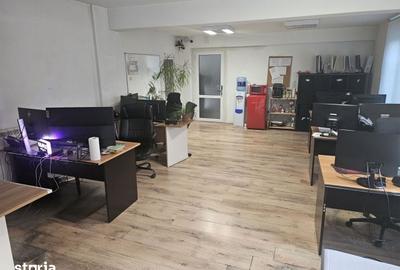 Spațiu comercial, de 69 mp, în Central - 2