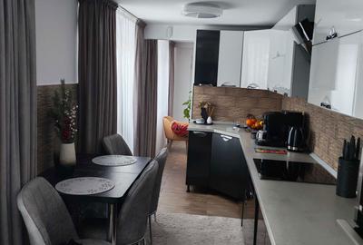 Casă cu 4 camere în Central - 1