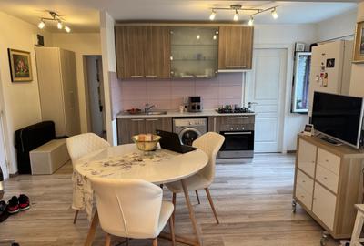 Aviatiei Hotel Cristal Palace apartament cu 2 camere de vanzare - 1