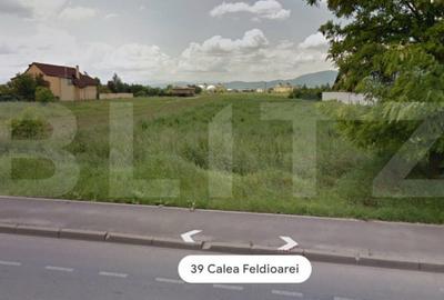 Teren de 10000 mp, în Central