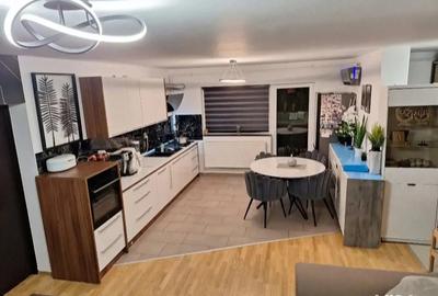 Apartment de vanzare mobilat 56 mp+balcon in giroc langa hotel IQ zona foarte buna - 1