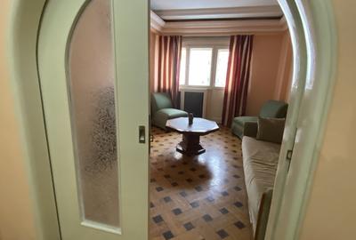 Garsonieră decomandată, mobilată în Dacia - 9