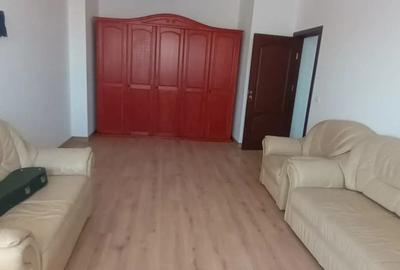Apartament de inchiriere 2 camere - 4