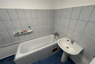 VAND CASA 3 CAM, SINGUR CURTE, APROAPE DE INTRAREA LA SPITALUL FUNDENI, - 9