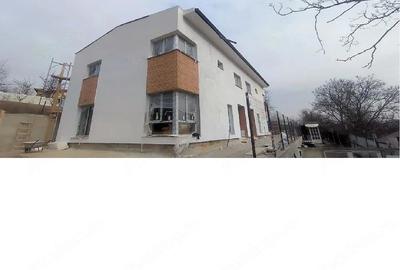Casă cu Teren 300 Mp în Dâmbul Rotund - 3