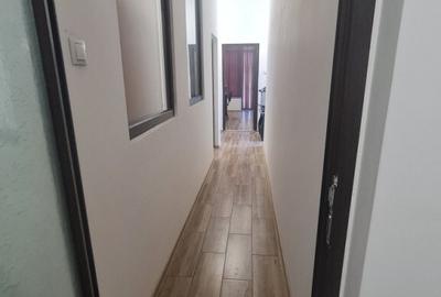 Spațiu comercial, de 133 mp, în Central - 14