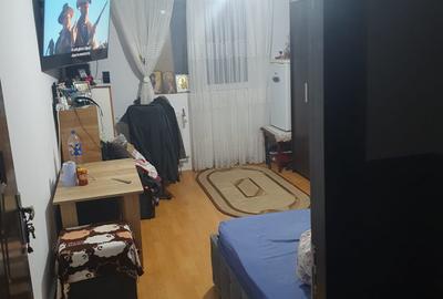 Apartament cu 2 camere decomandat în Berceni - 1