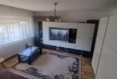 Proprietar vând apartament 2 camere decomandat 56 mp, aproape de MALL - 9