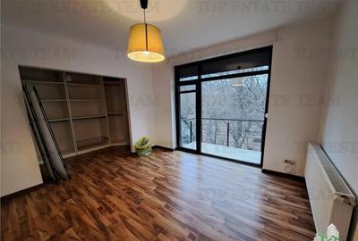 Casă cu 7 camere în Corbeanca - 8