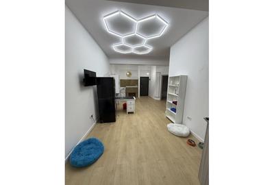 Spațiu comercial, de 65 mp, în Pipera - 7