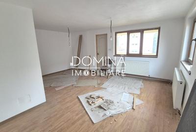 Spațiu comercial, de 160 mp, în Central - 3