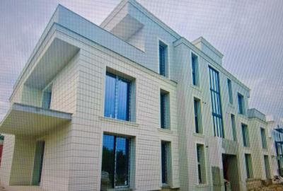 Apartament cu 3 camere semidecomandat în Central - 10